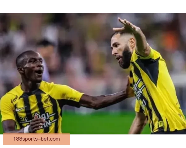 新星三分狂飙成近三十年首人一人追平麦蒂纪录